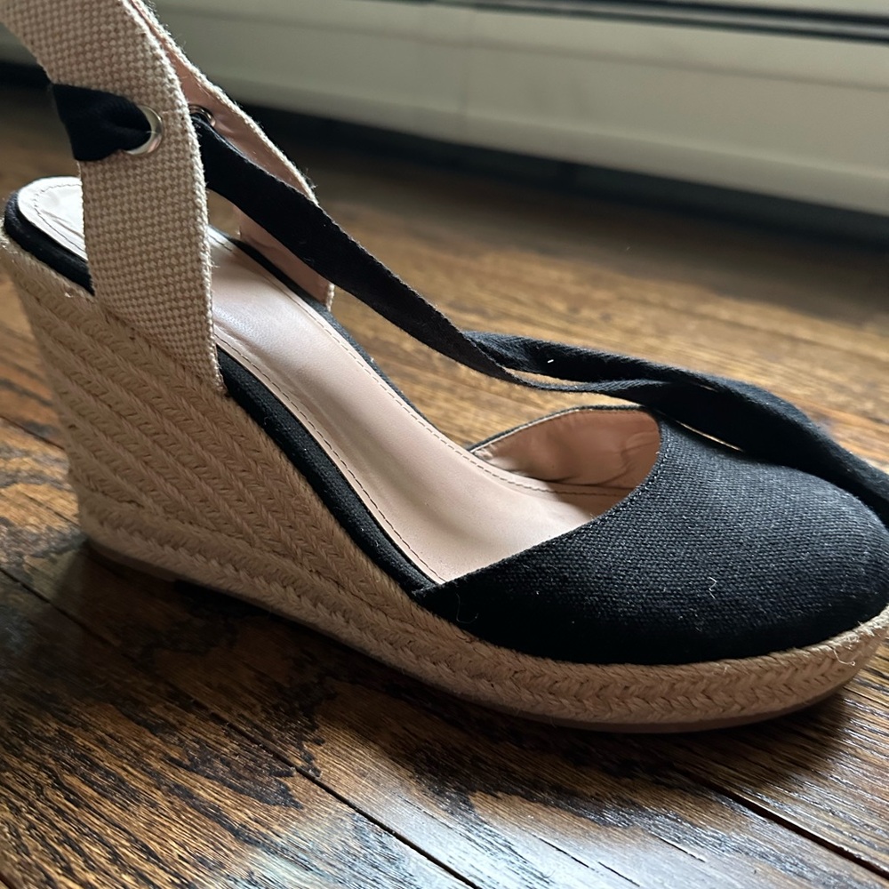 Wedge Espadrille Slingback Heels in Black